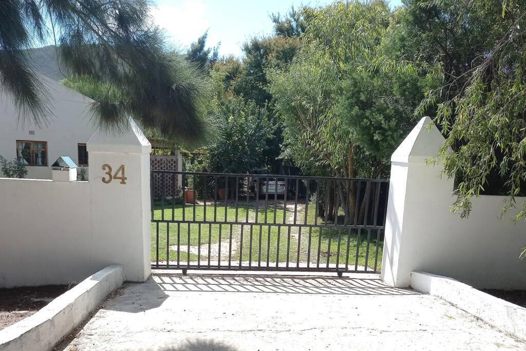 34 Steyn Street, Barrydale Appartement Buitenkant foto